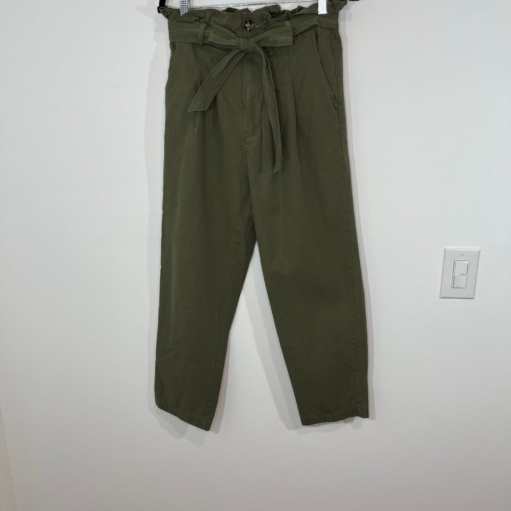 Avec Les Filles Women’s Green Belted Cropped Paperbag Paper Bag Pants, S